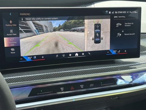 Used 2025 BMW i7 eDrive50 w/ M Sport Package RWD image 15