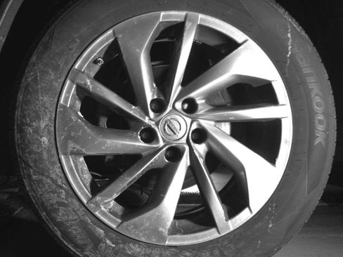 Used 2015 Nissan Rogue SL w/ SL Premium Package image 10