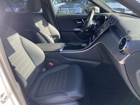 Certified 2025 Mercedes-Benz GLC 350e 4MATIC image 49