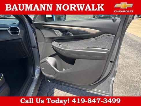 New 2025 Chevrolet TrailBlazer ACTIV w/ Convenience Package FWD image 45