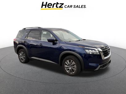 Used 2025 Nissan Pathfinder SV