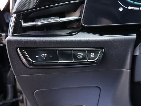 Used 2023 Kia Niro EX Touring image 38