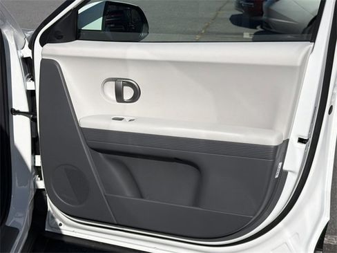 New 2026 Hyundai Ioniq 5 SEL image 14