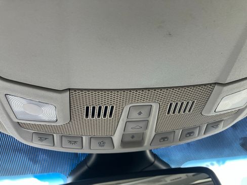 Used 2019 Ford Edge SEL w/ Equipment Group 201A AWD/4WD image 33