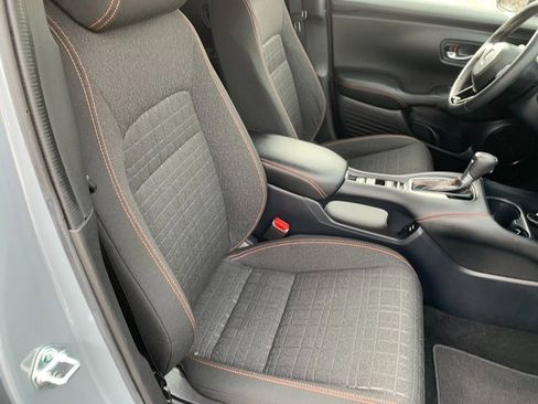 Used 2024 Honda HR-V Sport image 10