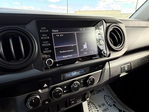 Used 2021 Toyota Tacoma SR AWD/4WD image 27