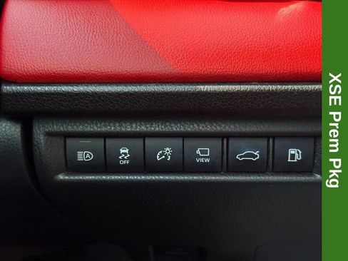 Used 2025 Toyota Camry XSE FWD image 29