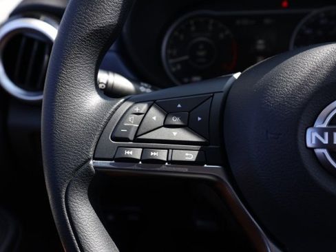 New 2025 Nissan Versa 1.6 SV w/ Trunk Package image 25