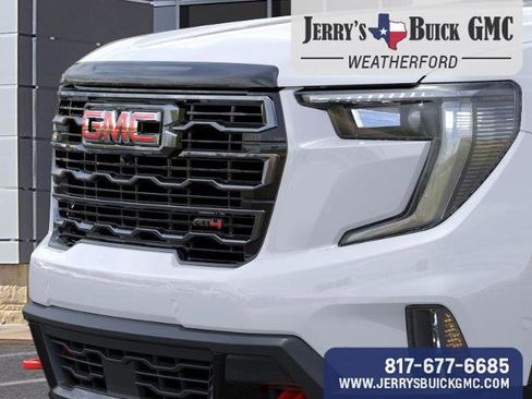 New 2026 GMC Acadia AT4 w/ Luxury Package image 16