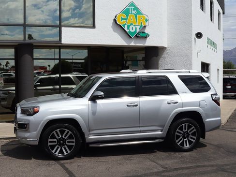 Used 2022 Toyota 4Runner Limited image 7