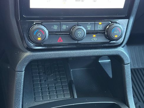 Certified 2025 Ford Ranger XLT w/ Equipment Group 301A High RWD image 19