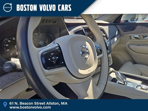 Used 2022 Volvo XC90 T8 Inscription image 18