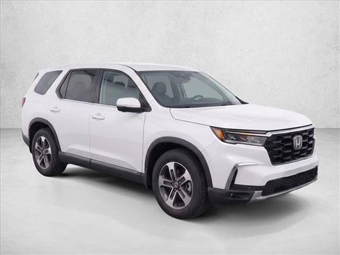 Certified 2024 Honda Pilot EX-L image 3