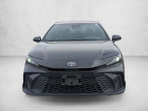 Certified 2025 Toyota Camry SE image 2