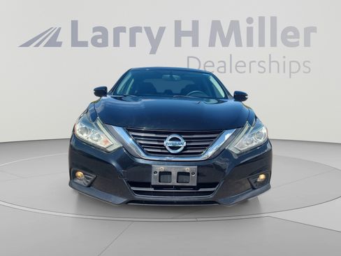 Used 2017 Nissan Altima 2.5 SL FWD image 8