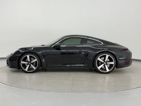 Certified 2026 Porsche 911 Carrera RWD image 2