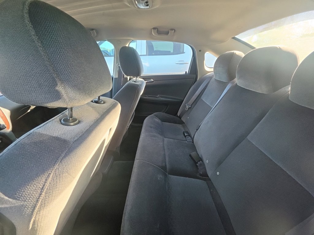Used 2011 Chevrolet Impala LT FWD image 9