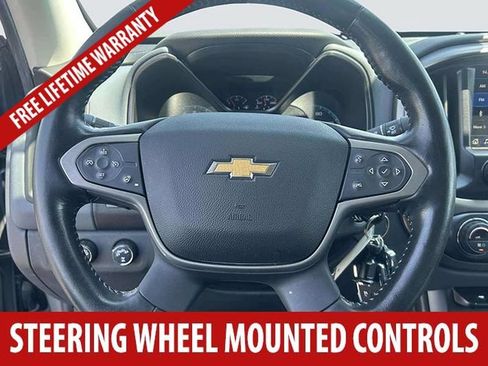 Used 2021 Chevrolet Colorado Z71 AWD/4WD image 8
