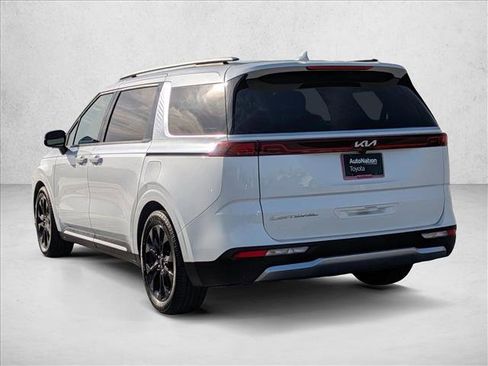 Used 2022 Kia Carnival SX Prestige FWD image 8