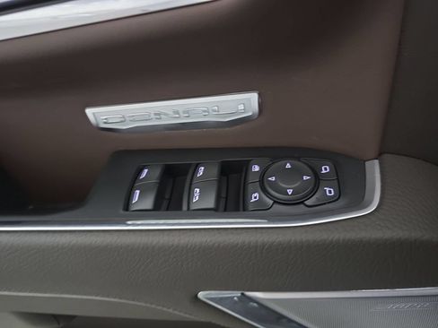 Used 2024 GMC Sierra 1500 Denali AWD/4WD image 28