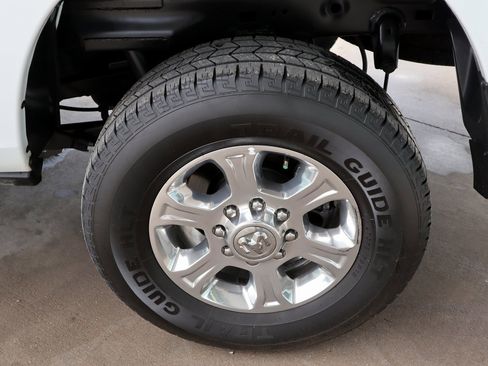 Used 2024 RAM 2500 Big Horn image 12