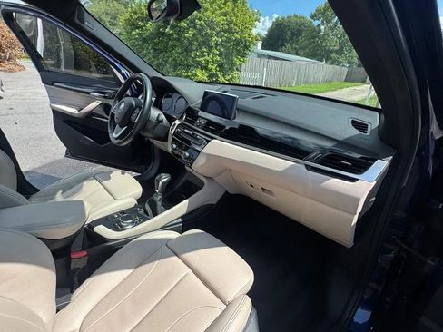 Used 2019 BMW X1 xDrive28i w/ Convenience Package AWD/4WD image 12