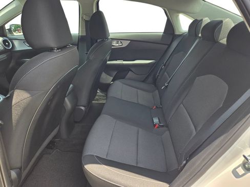 Certified 2024 Kia Forte LXS w/ LXS Technology Package FWD image 18