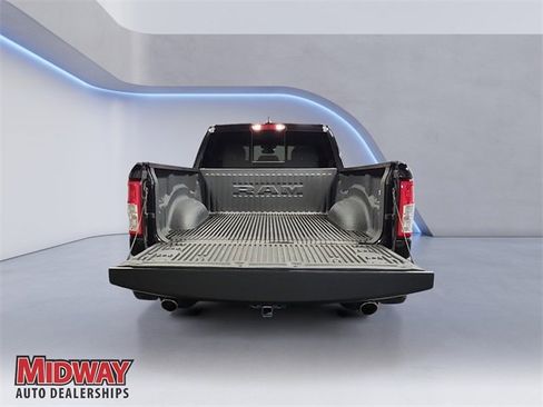 Used 2022 RAM 1500 Big Horn image 4