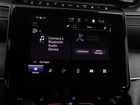 Used 2023 Jeep Grand Cherokee Altitude AWD/4WD image 43