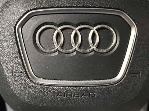 Used 2023 Audi Q3 2.0T Premium Plus w/ Premium Plus Package AWD/4WD image 26