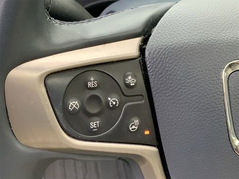 Used 2023 GMC Acadia Denali w/ Denali Technology Package image 35