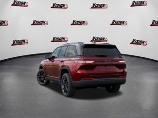 New 2025 Jeep Grand Cherokee Limited video 3