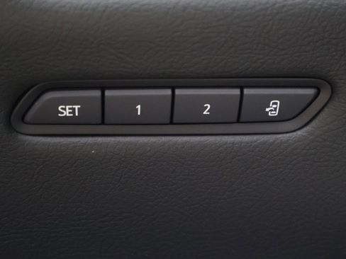 Used 2023 Cadillac XT5 Premium Luxury image 34