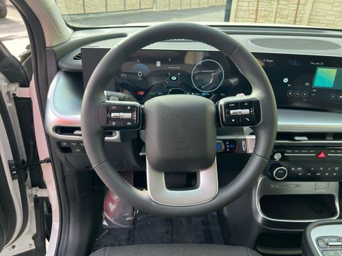 New 2026 Hyundai Ioniq 9 SE AWD/4WD image 34