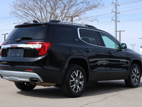 Used 2023 GMC Acadia SLT image 5