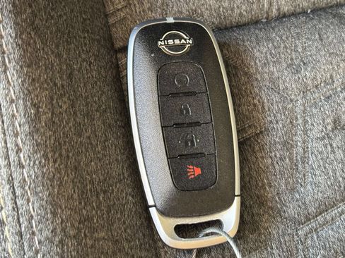 Used 2026 Nissan Kicks SV w/ Cold Weather Package FWD image 19