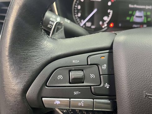 Used 2024 Cadillac XT6 Sport image 24