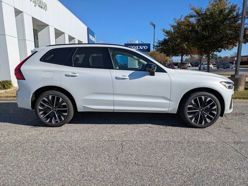 New 2026 Volvo XC60 B5 Ultra w/ Protection Package Premier image 3