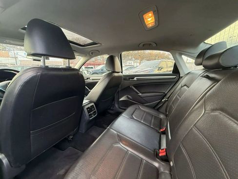 Used 2017 Volkswagen Passat 1.8T SE image 51