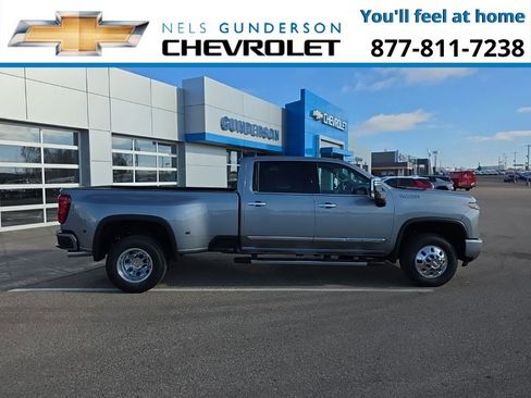 New 2026 Chevrolet Silverado 3500 High Country w/ Technology Package AWD/4WD image 8
