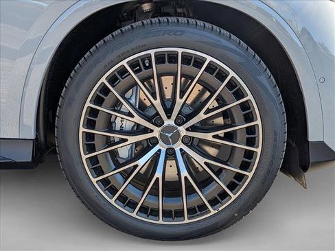 New 2026 Mercedes-Benz GLC 43 AMG 4MATIC image 9