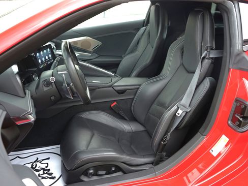 Used 2022 Chevrolet Corvette Stingray Preferred Cpe w/ 2LT image 23