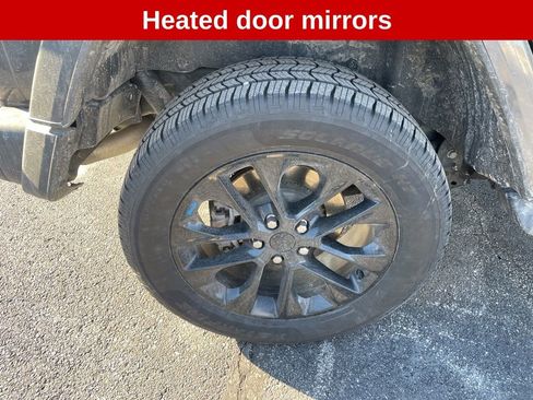 Used 2022 Jeep Wrangler Unlimited Sahara w/ Cold Weather Group image 14