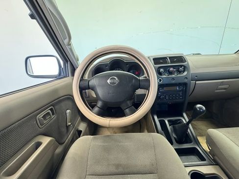 Used 2002 Nissan Frontier XE image 21