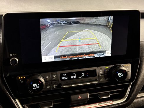 Used 2026 Toyota Grand Highlander XLE image 23