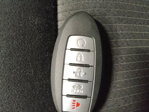 Used 2023 Nissan Altima 2.5 SV FWD image 32