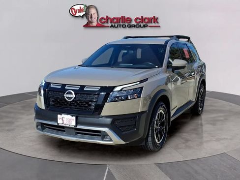 Used 2025 Nissan Pathfinder Rock Creek AWD/4WD image 1