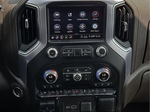 Used 2020 GMC Sierra 1500 SLT w/ SLT Premium Plus Package AWD/4WD image 24