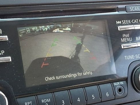 Used 2014 Nissan Frontier SV w/ SV Value Truck Package image 21