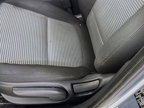 Used 2019 Hyundai Kona SE FWD image 19